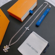 Louis Vuitton Necklaces